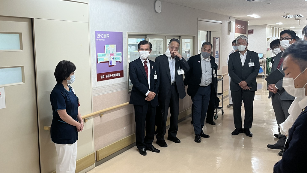 総看護師長による院内案内
